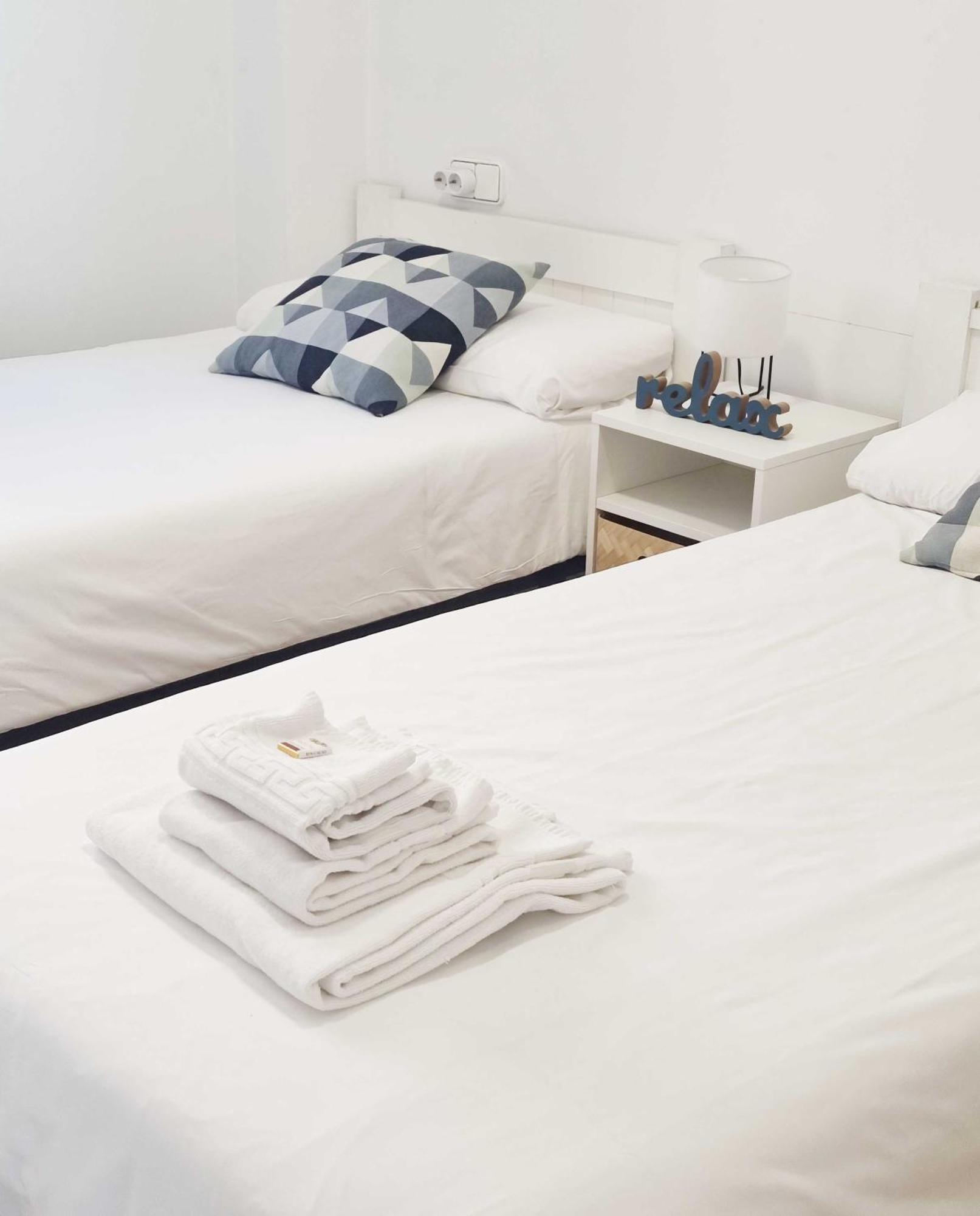 Arboleda Centro Con Parking Apartment Soria Luaran gambar